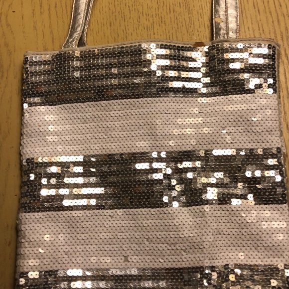 Purse - Picture 3 of 3